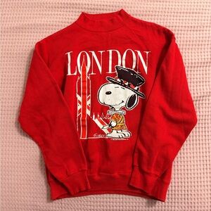 London snoopy sweater